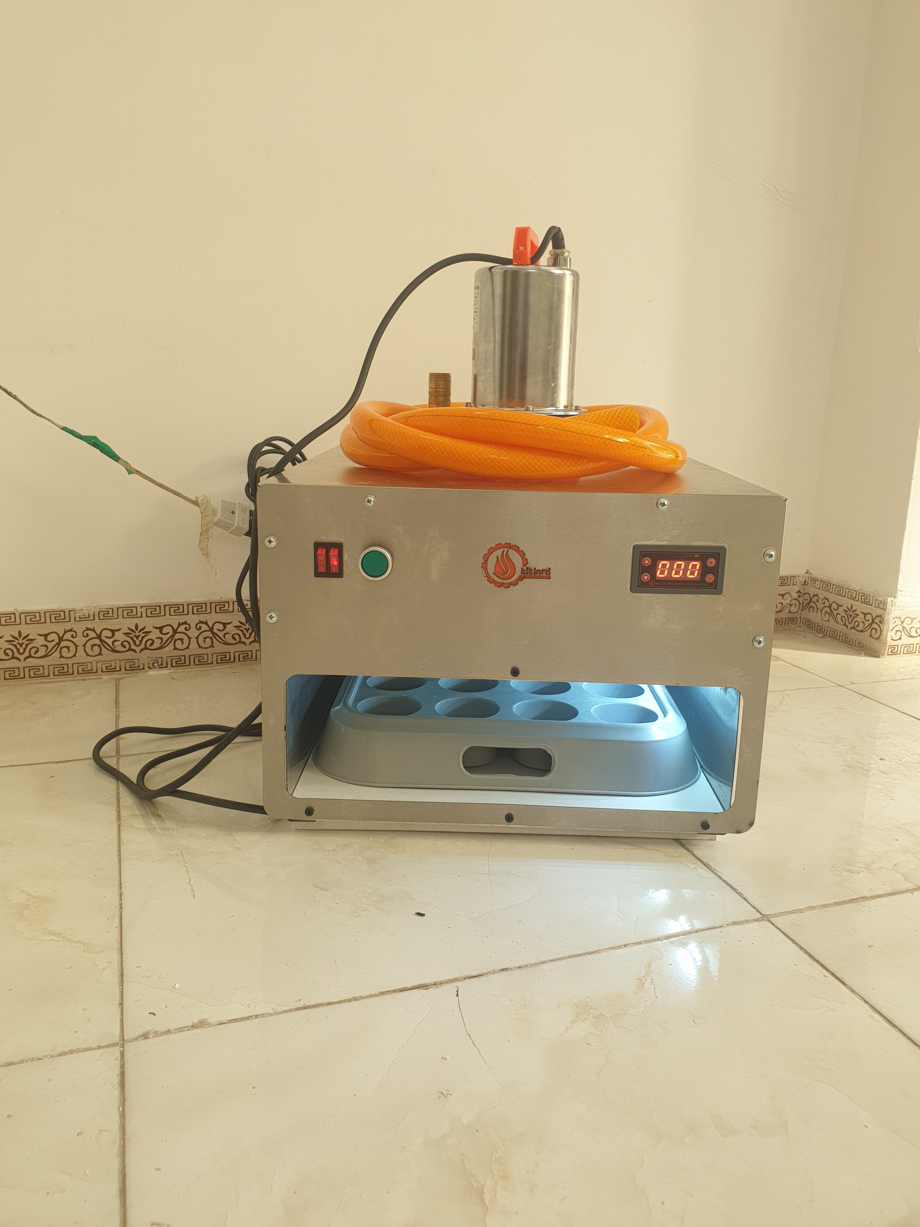 ۲۰۲۵۱۰۰۸_۱۴۰۳۲۰ شربت و مایعات پر کن صنعتی مخصوص هیئت و موکب اتوماتیک با پمپ 2 اینچ و بدنه استیل - Image 1